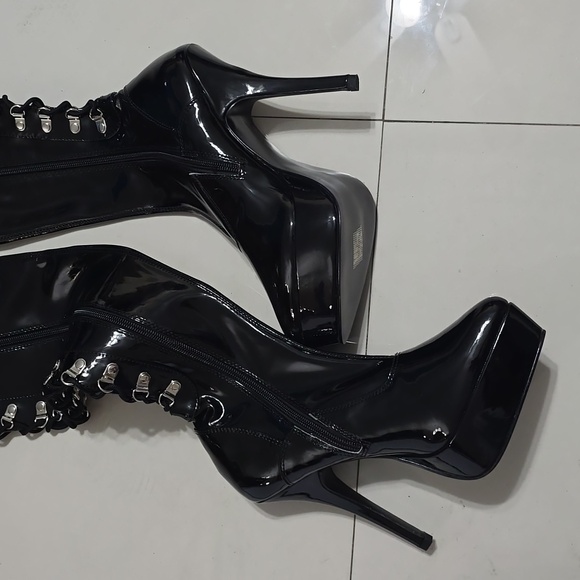 Thigh High Lace Up Boot - Picture 3 of 7